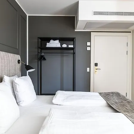 Sct. Thomas מלון 3*