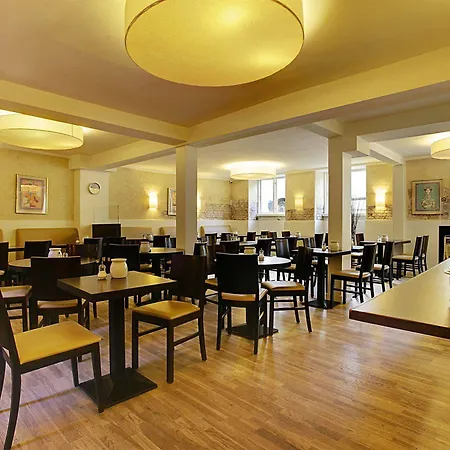 Sct. Thomas מלון