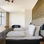 Sct. Thomas Hotel